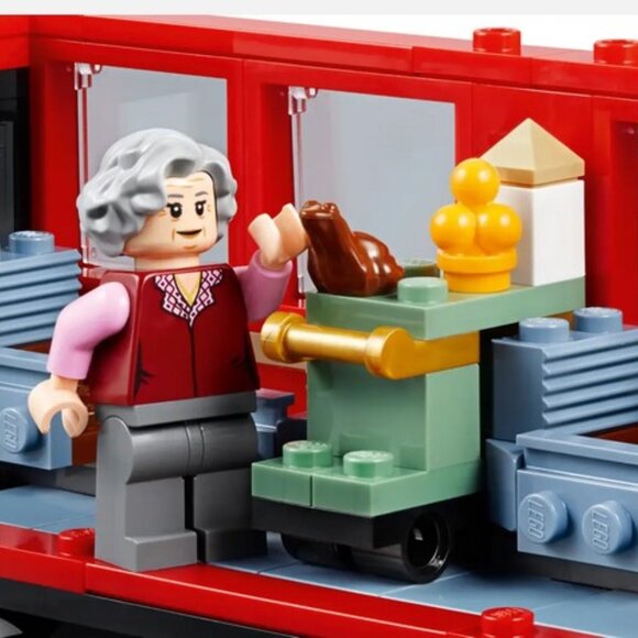 New Sealed Lego Harry Potter Hogwarts Express Train 75955 Retired & Collectible - Picture 7 of 13